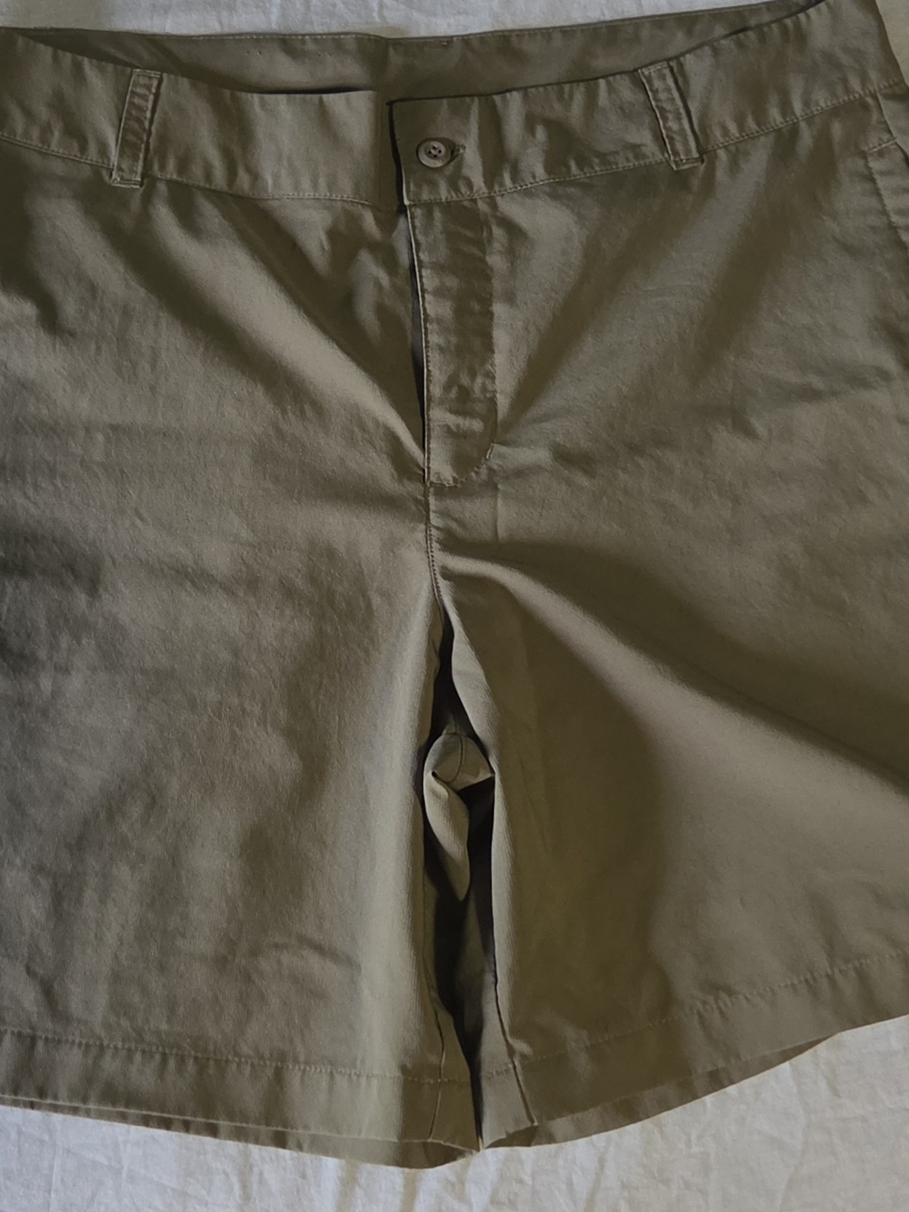 Columbia Women's Olive Flat-Front Performance Shorts